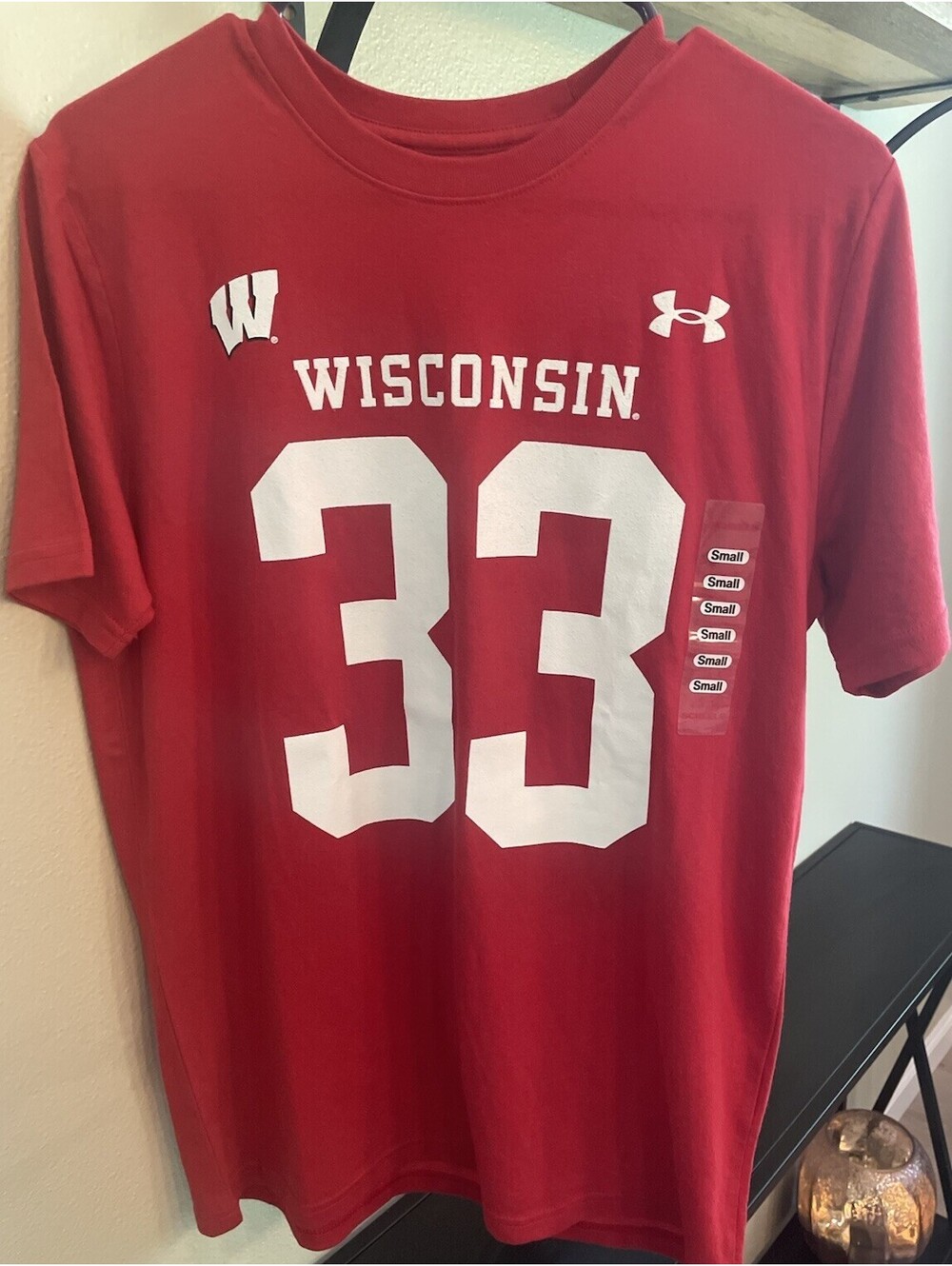 Wisconsin Badgers Ron Dayne #33 Jersey T-Shirt Under Armour Sz Small NEW